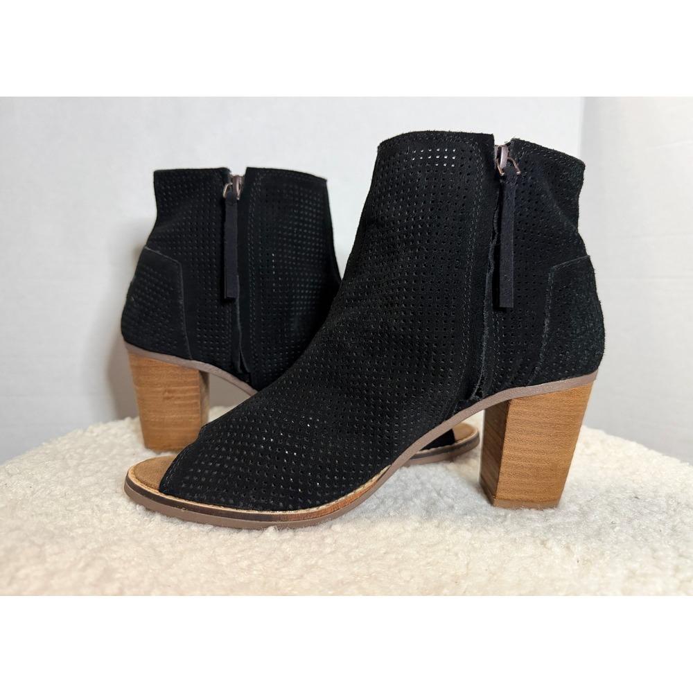 Toms Booties Black Suede Ankle High Majorca Perforated 7.5 Peep Toe Block Heel - Picture 2 of 12